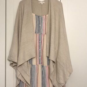 Barefoot Dreams Wrap